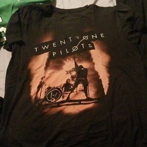 21 Pilots shirt